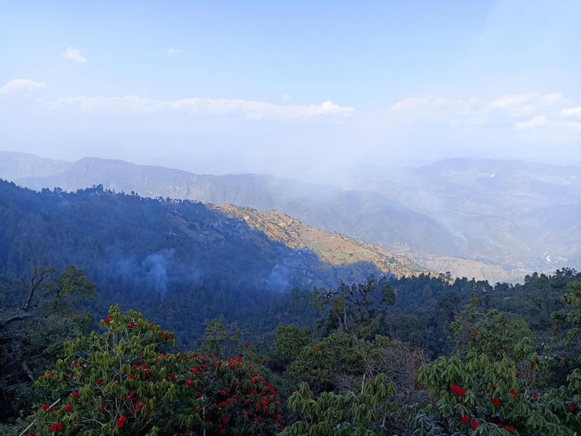 Nature Valley Homestay Shaukiyathal Panuanaula Bagian luar foto