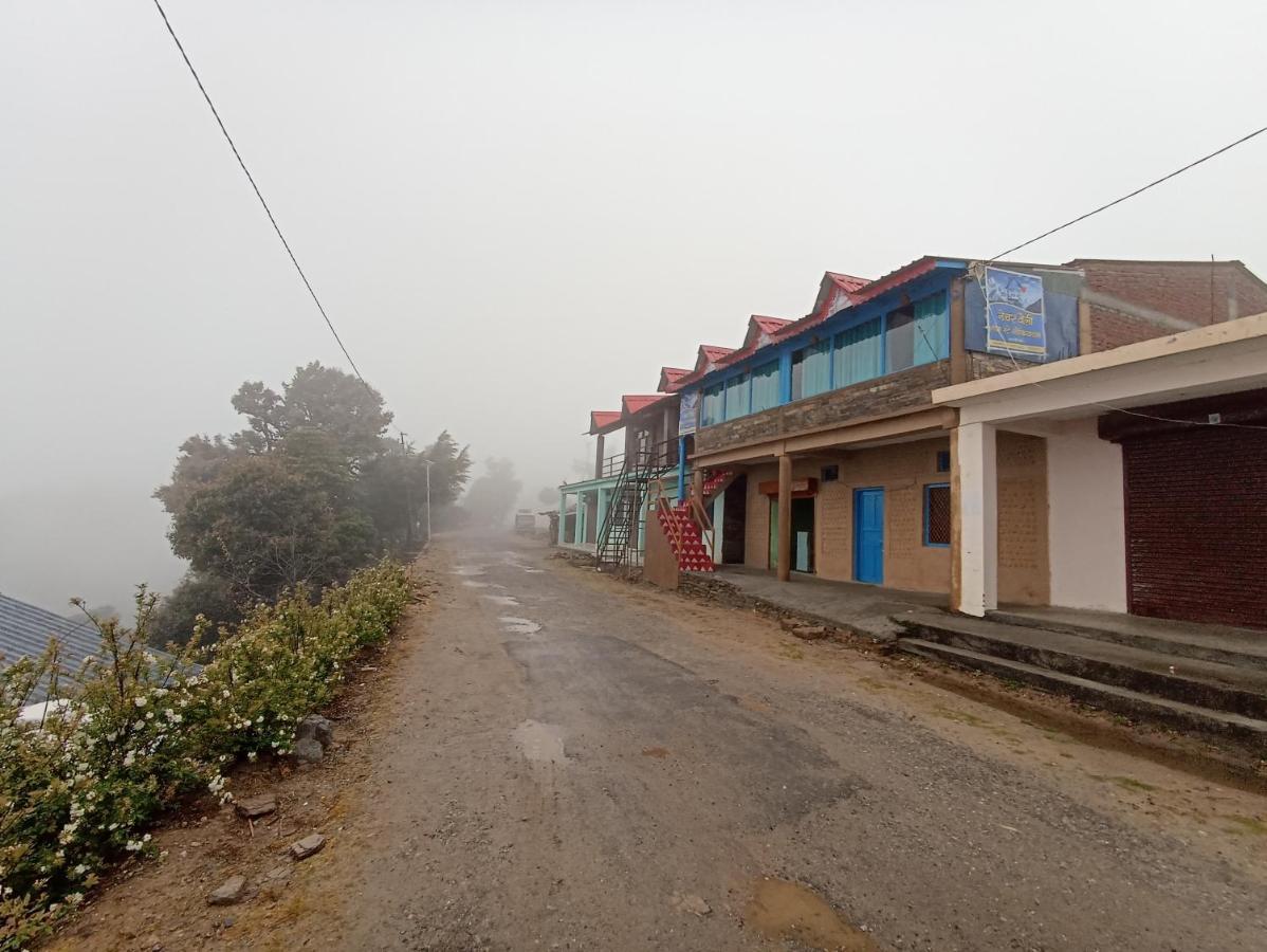 Nature Valley Homestay Shaukiyathal Panuanaula Bagian luar foto