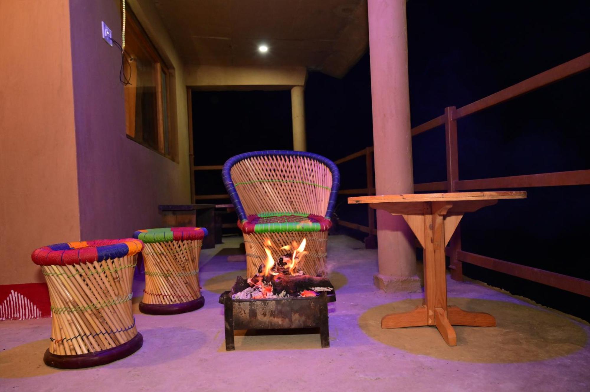 Nature Valley Homestay Shaukiyathal Panuanaula Bagian luar foto
