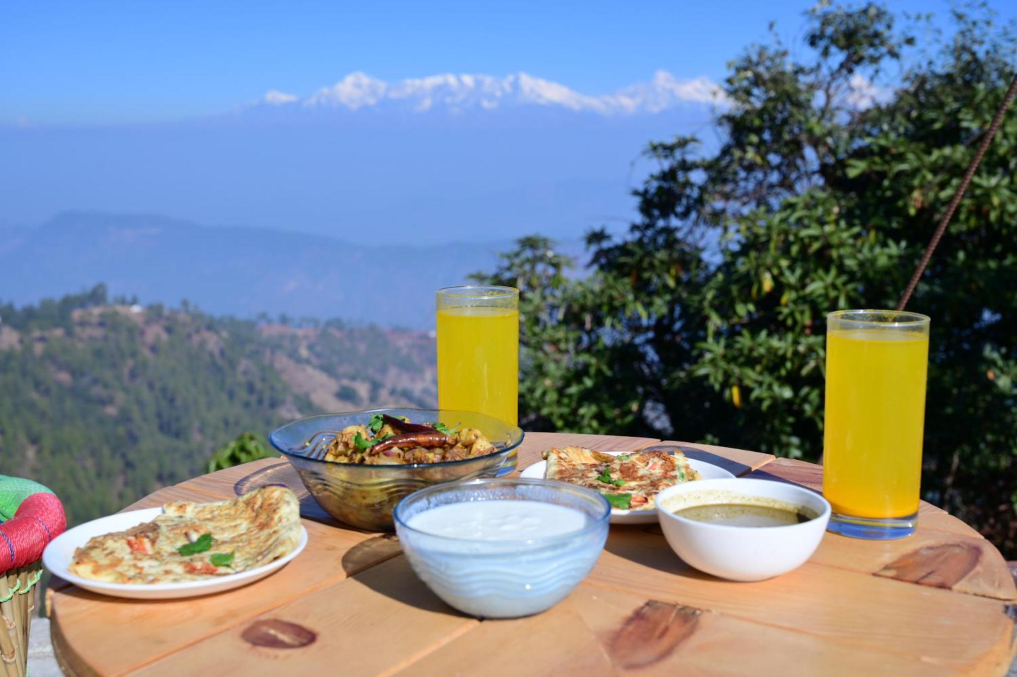 Nature Valley Homestay Shaukiyathal Panuanaula Bagian luar foto